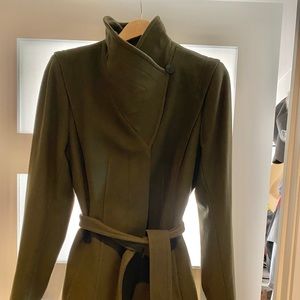 Aritzia Babaton coat